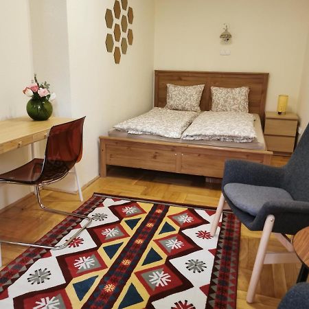 Andrassy Suite Budapest Esterno foto