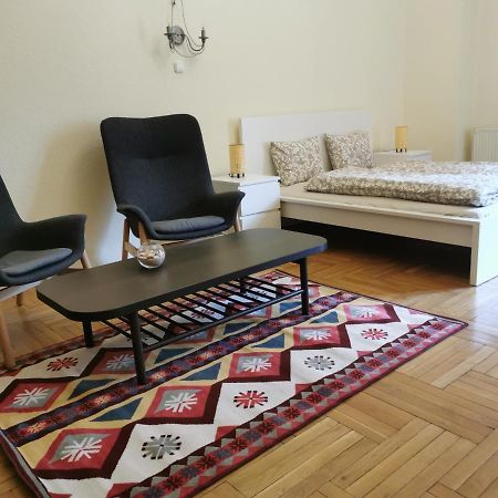 Andrassy Suite Budapest Esterno foto