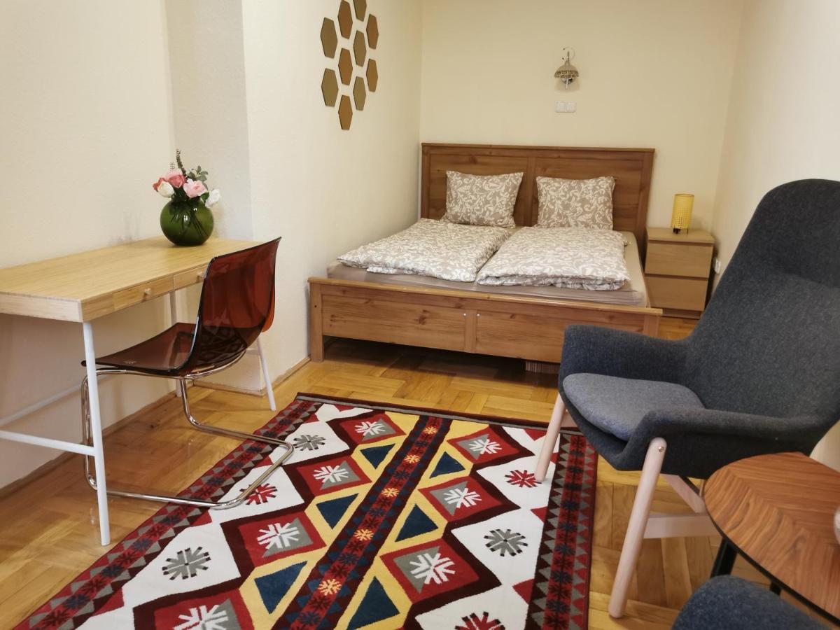 Andrassy Suite Budapest Esterno foto