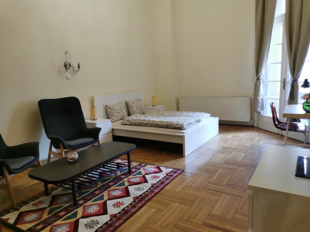 Andrassy Suite Budapest Esterno foto